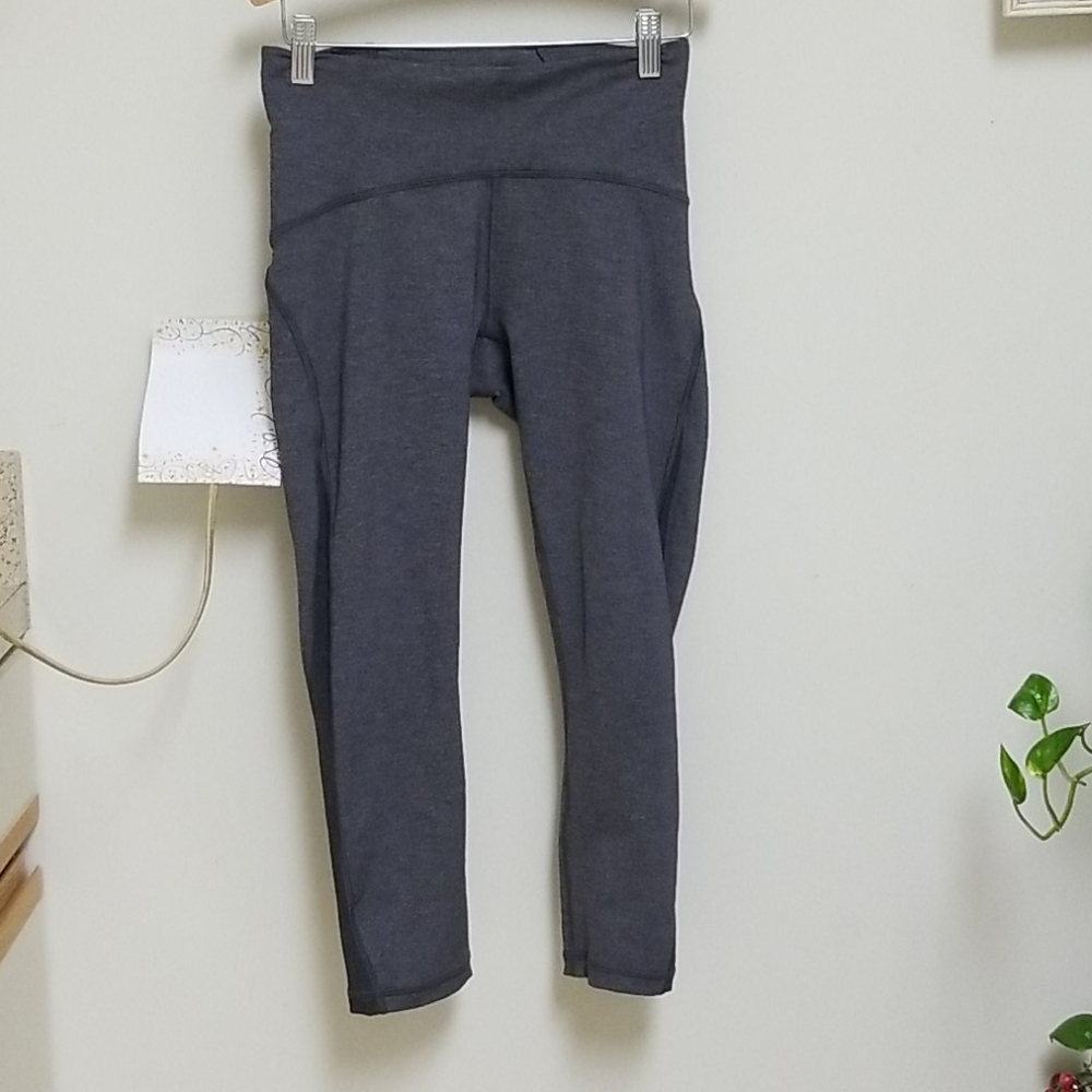 Lululemon Women's leggings Size 6